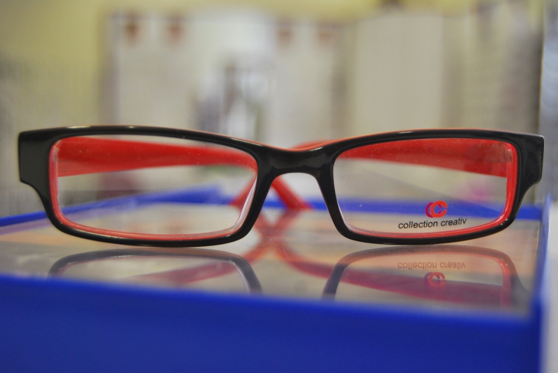 opticien-PUGET VILLE-min_view-sight-lens-frame-optics-spectacles-1141012-pxhere.com